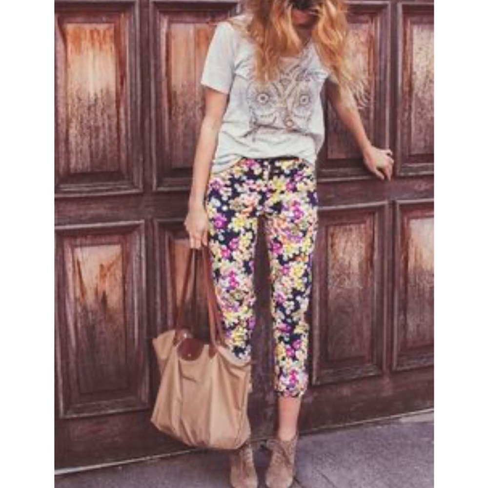 Anthro Floral Print Capris - Navy Multi